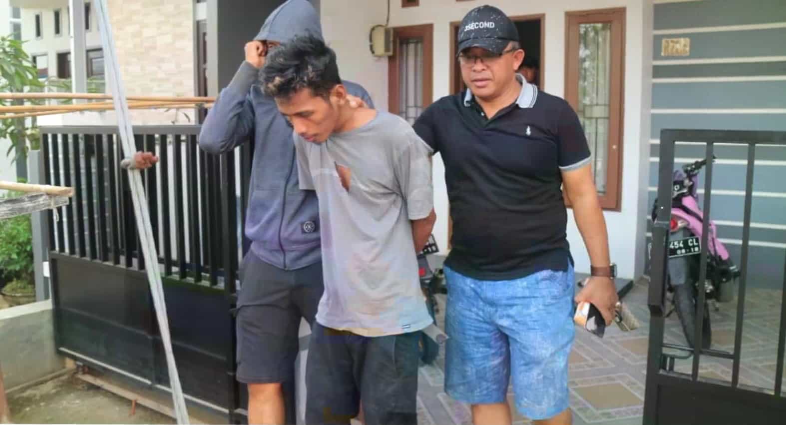 BNNP Kaltim  –  Hampir selama dua  bulan perburuan terhadap  Arsyad Almudeli alias Asse  barkahir sudah Asse berhasil diamankan pada hari Minggu tanggal 28 juli 2019 sekitar pukul 15.00 wita .