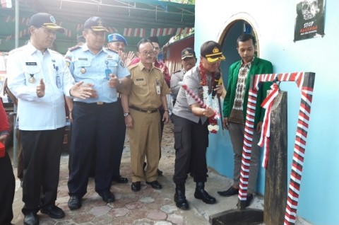BNNK Balikpapan - Badan Narkotika Nasional (BNN) Kota Balikpapan terus  berkomitmen dalam memerangi penyalahgunaan narkoba di masyarakat,  mengingat peredaran narkotik sudah sampai ke pedesaan. Kepala BNNP kaltim  Brigjen Pol Raja Haryono melalui Ka BNNK Balikpapan Muhammad Daud mengajak aparat kewilayahaan dan elemen masyarakat di pedesaan bersama-sama memberantas kejahatan narkotik.