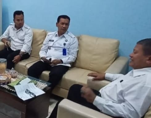 BNNK Balikpapan - Kepala Badan Narkotika Nasional (BNNK) Kota Balikpapan Muhammad Daud SH.MM mengungkapkan,  dalam rapat koordinasi Senin (12/08/19 ) di Kantor BNNK Balikpapan, BNN  sudah memfasilitasi terbentuknya Desa Bersinar bersama Pemerintah Kota Balikpapan.