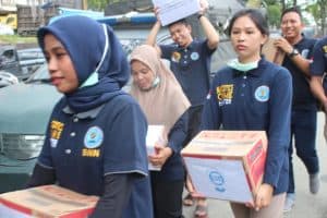 BNNK  -  Dalam Rangka Pra-HANI 2019 BNN Kota Samarinda Peduli Korban Banjir di Samarinda