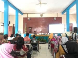 BNNP KALTIN DAN BNNK BONTANG gelar Bimbingan Teknis Stakeholder Pada Masyarakat Kawasan Rawan Narkoba di Kelurahan Lok Tuan Kecamatan Bontang Utara