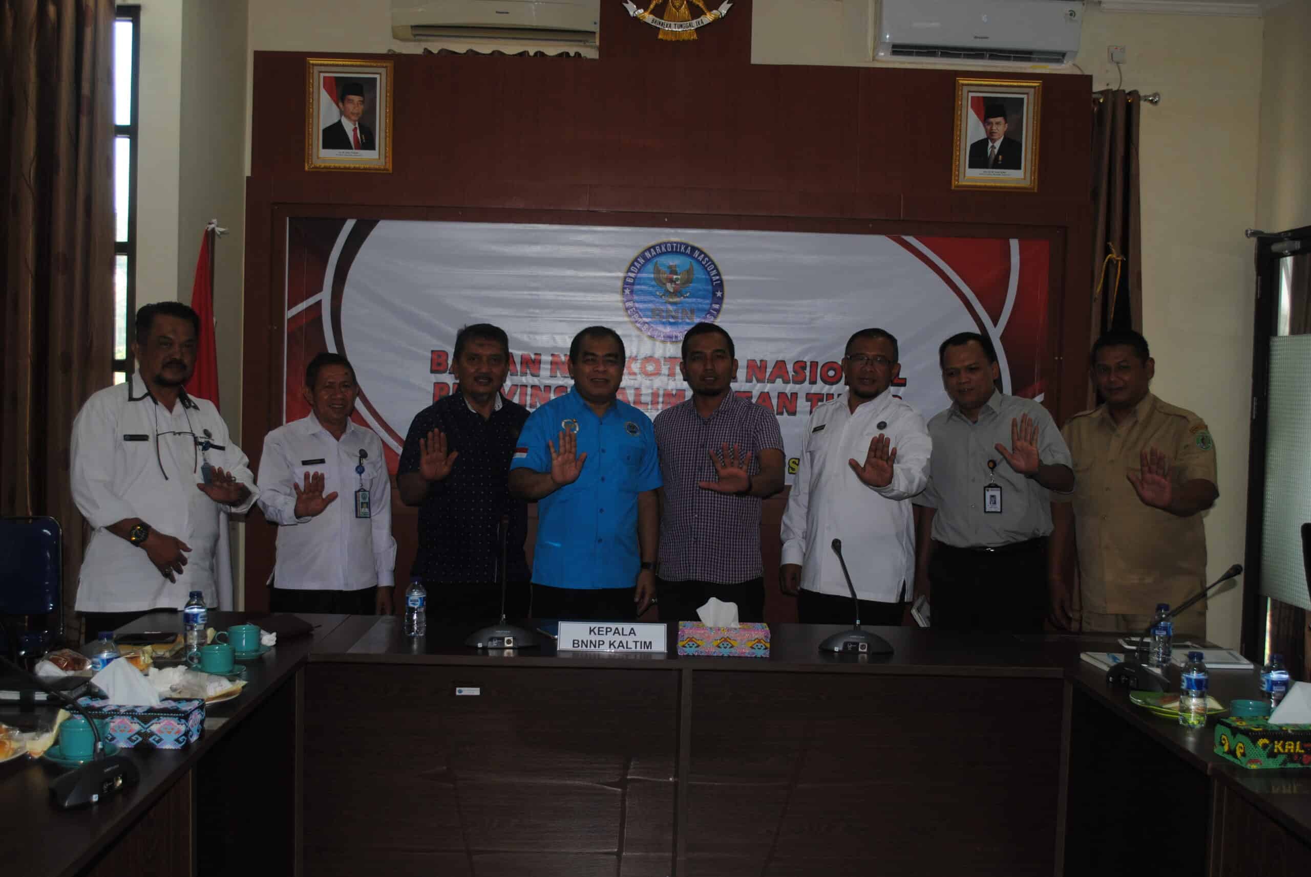 BNNP – Sinergitas BNNP Kaltim Dengan KIP Kaltim Dalam Rangka Informasi Keterbukaan . BNNP – Sinergitas BNNP Kaltim Dengan KIP Kaltim Dalam Rangka Informasi Keterbukaan .