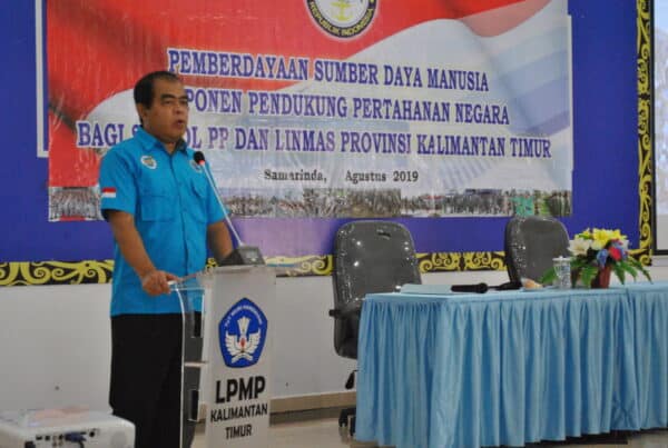 BNNP Kaltim - 105 anggpta satpol pp kaltim dan Linmas  berkesempatan mengikuti kegiatan Penyuluhan Anti Penyalahgunaan Narkoba yang diselenggarakan oleh Kementerian Pertahanan RI melalui Direktorat Jenderal Potensi Pertahanan (Ditjen Pothan) .