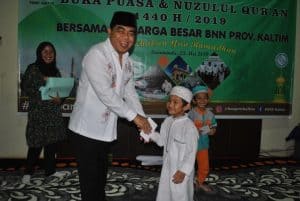 BNNP - Dirikan Sholat Kerana Rasa Cinta Kepada Yang Menciptakan Kita, Dan Kita Mungkin Akan Merasa Bahwa Mendirikan Solat Itu Suatu Perkara Yang Ringan Dan Mudah.