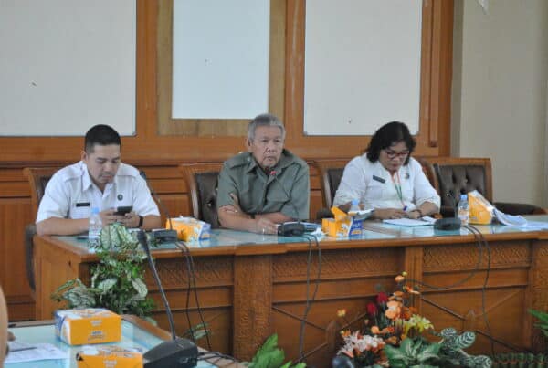 BNNP Kaltim - (BNN) Kaltim Bersama BNK Kutai Timur memberikan pemahaman dan kewaspadaan terhadap bahaya narkoba kepada anak-anak melalui para kader PKK
