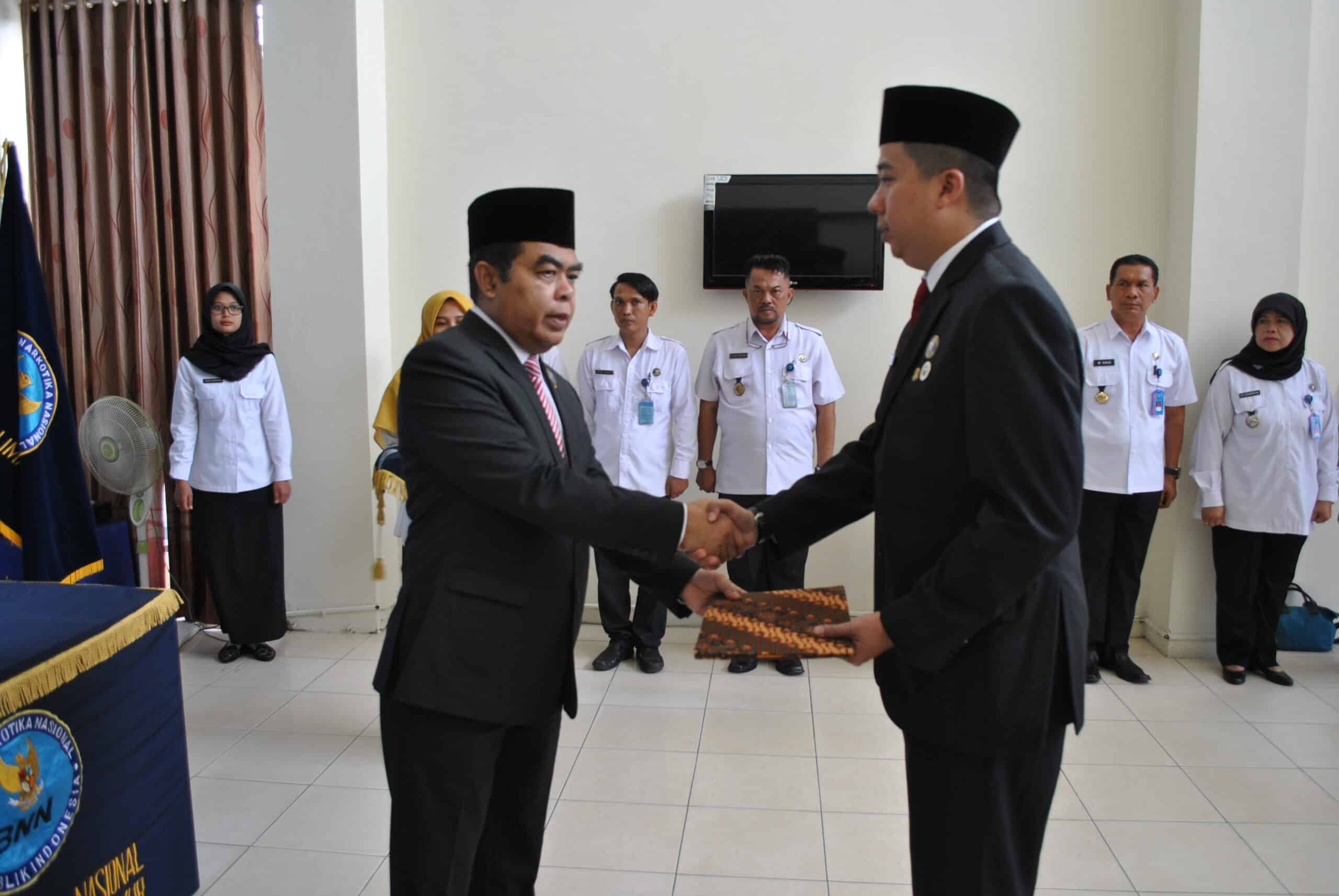 BNNP Kaltim - Ka BNNP Jalin kerjasama yang baik dengan semua elemen yang ada ditempat tugas yang baru, karna dalam melaksanakan pencegahan dan pemberantasan peredaran gelap narkoba harus ditangani secara bersama sama.