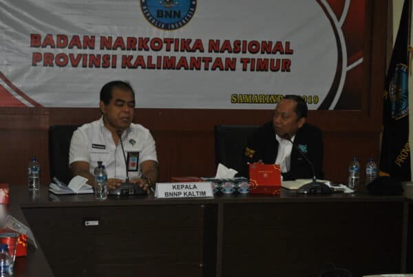 BNNP Kaltim - Anggota DPRD Kutai Timur Herlang Melakukan Audiensi Kekantor BNNP Kalimantan Timur. BNNP Kaltim - Anggota DPRD Kutai Timur Herlang Melakukan Audiensi Kekantor BNNP Kalimantan Timur.