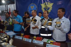 BNNP Kalimantan Timur - BNN meneruh  perhatian khusus  untuk   terhadap  dua Provinsi Kaltara Dan Kalimantan Timur dimana Kaltara   merupakan  daerah  perbatasan  darat   dan laut  dengan  tingkat kerwanan   sebagai  pintu masuknya Narkotika dari negara   tetangga .