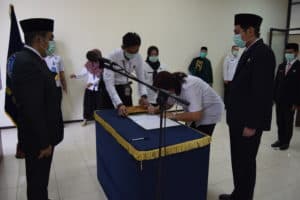 BNNP Kalimantan Timur - Pelantikan dan pengambilan sumpah Jabatan Fungsional Penyuluh Narkoba, Tenaga Kesehatan Dan Dokter muda dilingkungan BNNP Kaltim, BNNK Balikpapan serta BNNK Samarinda .