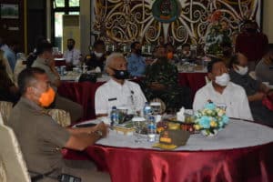 BNNP Kaltim - Brigjen TNI Cahyo Suryo Putro S.I.P, M.Si. Menegaskan Komunikasi Sosisl Dan Silaturahmi Menegakkan Disiplin Masyarakat Guna Memutus Penyebaran Covid-19 Di Kaltim, Akibat Covid-Kesehatan Masyarakat Menuju Ke Masa Pertahanan Kesehatan Masyarakat Yang Lebih Kuat Dalam Rangka Melawan Covid-19.