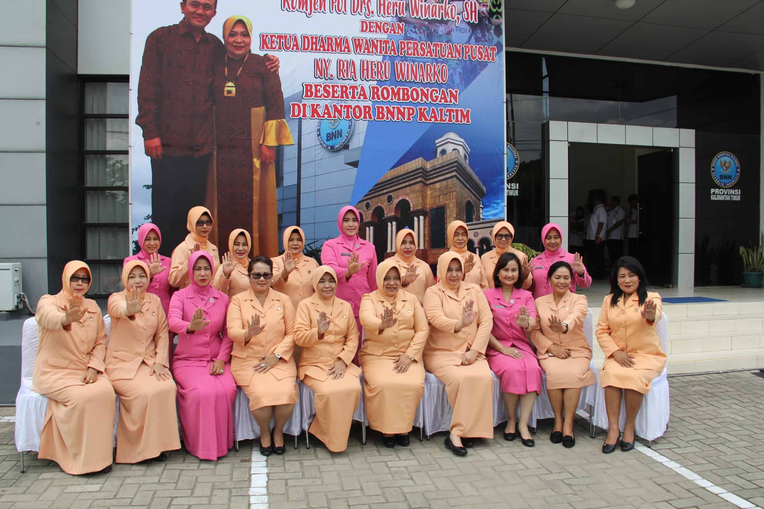 Tatap Muka Dalam Rangka Kunjungan Kerja Ketua DWP BNN RI Ke BNNP Kaltim Tatap Muka Dalam Rangka Kunjungan Kerja Ketua DWP BNN RI Ke BNNP Kaltim
