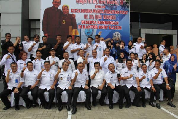 Kalimantan Timur Dan Narkoba, Bagaimana Mengatasinya …………. ? Kalimantan Timur Dan Narkoba, Bagaimana Mengatasinya …………. ?
