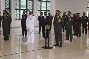 BNNP Kaltim - (HUT) Ke-75 Hari Ini, Tak Seperti Peringatan Di Tahun-Tahun Sebelumnya Yang Digelar Meriah Di Lokasi Terbuka Dengan Mengundang Warga, Kali Ini Peringatan Digelar Secara Virtual Di Istana Negara, Mengingat Situasi Pandemi COVID-19 (Corona).