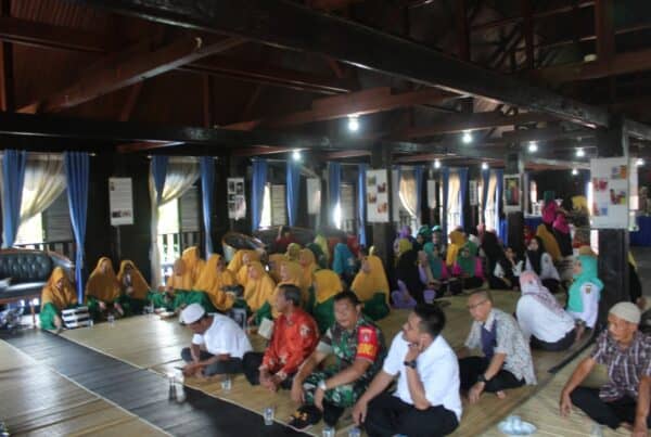BNNK - Sosialisasi P4GN BNN Kota Samarinda di Kelurahan Tenun dalam rangka Pra-HANI 2019. BNNK - Sosialisasi P4GN BNN Kota Samarinda di Kelurahan Tenun dalam rangka Pra-HANI 2019.