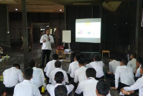 NN Kota Balikpapan melaksanakan kegiatan sosialisasi Pencegahan dan Pemberantasan Penyalahgunaan dan Peredaran Gelap Narkotika (P4GN) kepada peserta kemah bela negara.