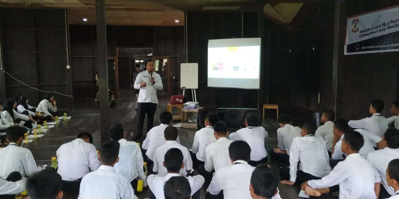 NN Kota Balikpapan melaksanakan kegiatan sosialisasi Pencegahan dan Pemberantasan Penyalahgunaan dan Peredaran Gelap Narkotika (P4GN) kepada peserta kemah bela negara. NN Kota Balikpapan melaksanakan kegiatan sosialisasi Pencegahan dan Pemberantasan Penyalahgunaan dan Peredaran Gelap Narkotika (P4GN) kepada peserta kemah bela negara.