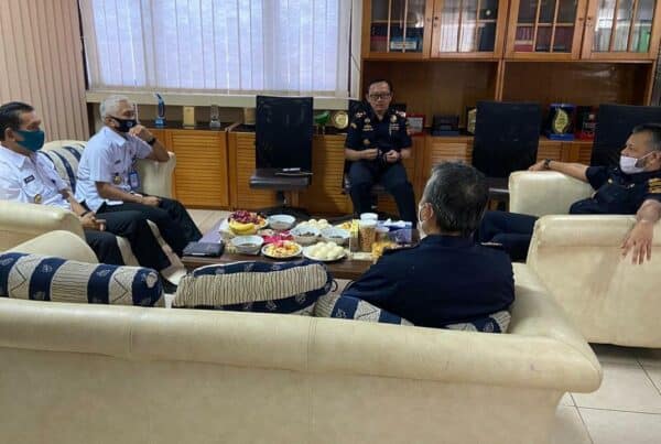 BNNP Kalimantan Timur - Bersinergi BNNP Kaltim dan Bea Cukai Bagian Timur Berantas Narkotika Dikalimantan Timur .