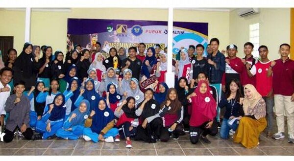 BNNK Bontang - Diseminasi Informasi P4GN melalui pagelaran seni bagi siswa dan siswi di SMA dan SMK di Kota Bontang