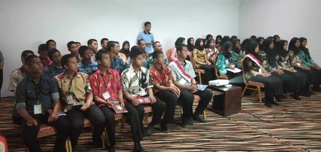 BNNK Bontang _ Kasi P2M Sofiansyah,SH   dan anggota Bidang Pemberantasan BNNK Kota Bontang mengingatkan Para Anggota paskibraka Kota Bontang  jangan sampai terlibat dalam peredaran dan penyalahgunaan narkoba dan obat-obatan terlarang.