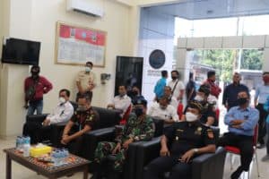BNNP Kaltim - Pemusnahan barang bukti kali ini BNNP kaltim menggandeng Balai POM Samarinda Musnahkan Sabu denga incenerator.
