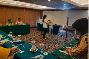 BNNK Balikpapan - memberikan Pelatihan keterampilan sulam tumpar bagi masyarakat di daerah rawan & renta narkoba dikampung gunung bugis, Kelurahan Baru Ulu, Balikpapan Barat