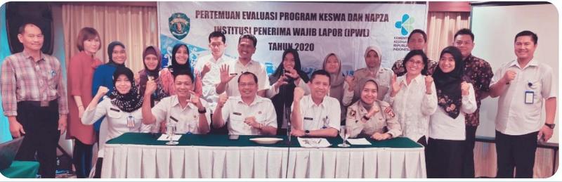 BNNP Kaltim - Dinas Kesehatan Provinsi Kalimantan Timur mengadakan Pertemuan Evaluasi Kesehatan Jiwa NAPZA ( Institusi Penerima Wajip Lapor) BNNP Kaltim - Dinas Kesehatan Provinsi Kalimantan Timur mengadakan Pertemuan Evaluasi Kesehatan Jiwa NAPZA ( Institusi Penerima Wajip Lapor)