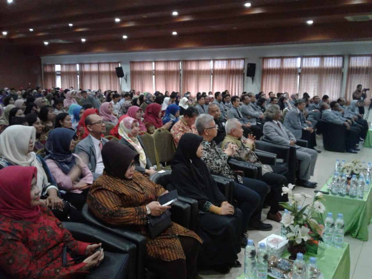BNNP – Pelantikan Dan Seminar Nasional Kefarmasian PD IAI Kaltim BNNP – Pelantikan Dan Seminar Nasional Kefarmasian PD IAI Kaltim