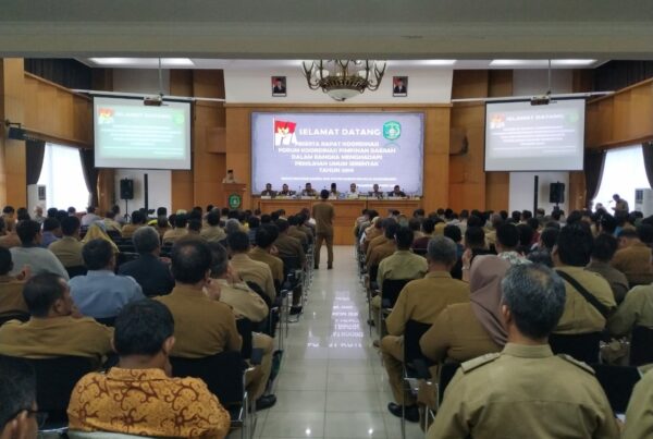 Samarinda - Badan Narkotika Nasional (BNN) Provinsi Kalimantan Timur menggelar Sosialisasi Instruksi Presiden Nomor 6 Tahun 2018 tentang Rencana Aksi Nasional Pencegahan, Pemberantasan Penyalahgunaan dan peredaran Gelap Narkotika dan Perkrusor Narkotika (P4GN) di Kabupaten Kutai Kartanegara .