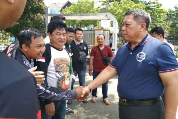 BNNK - 48 pengawai lingkup Pengadilan Negeri Agama Kelas I-A samarinda menjalani pemeriksaan urine. BNNK - 48 pengawai lingkup Pengadilan Negeri Agama Kelas I-A samarinda menjalani pemeriksaan urine.