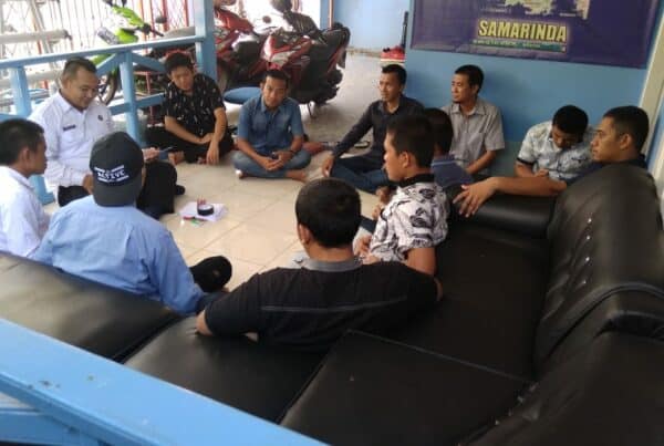BNNP – Diskusi bersama mencari solusi Exs  korban Narkotika di Rumah Daping Borneo Kaltim Guna Memberikan Bekal Bagi Klien Untuk Ikut Seminar Pencegahan Kekambuhan Program Pascarehabilitasi Intensif .