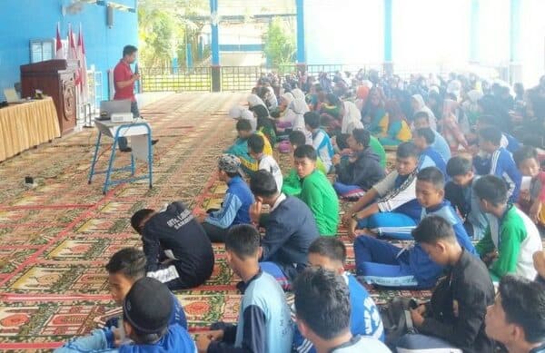 BNNP Kaltim - 250  siswa dan siswi dari berbagai sekolah mengikuti Latihan Dasar Kepemimpinan Organisasi Siswa Intra Sekolah Atau OSIS  se-Kota Samarinda