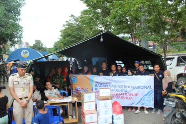 BNNK  -  Dalam Rangka Pra-HANI 2019 BNN Kota Samarinda Peduli Korban Banjir di Samarinda