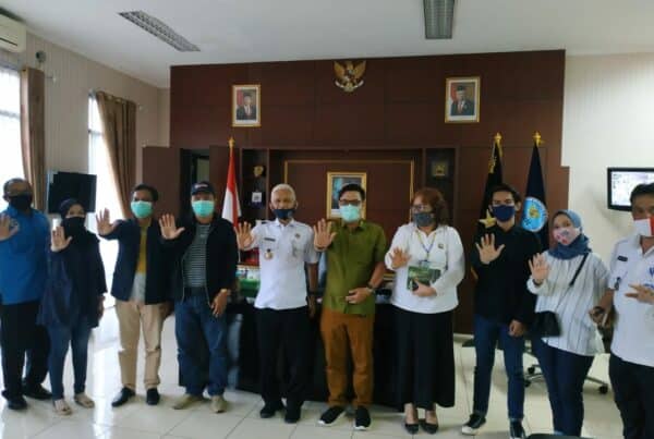 Kalimantan Timur - (KPU) Kabupaten Mahakam Ulu gelar koordinasi pemeriksaan kesehatan Bakal Calon Bupati dan Wakil Bupati Mahakam Ulu tahun 2020, di kantor BNNP kaltim