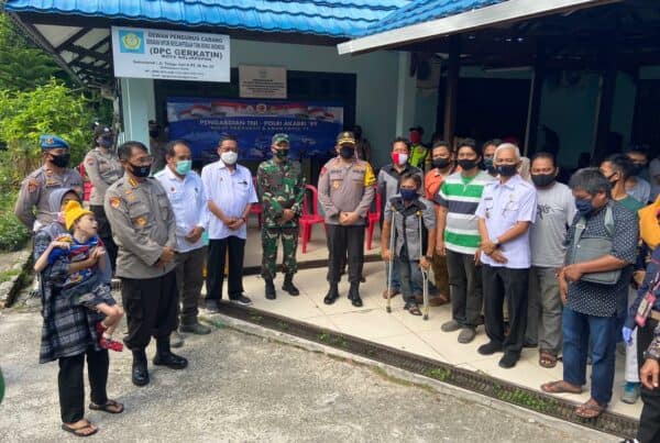BNNP Kaltim - Turut Berikan Dukungan Alumnus Akabri 89 Gelar Bakti Sosial, Di panti disabilitas dan panti jompo Bhakti Abadi, akibat terkena Imbas Virus Corona.