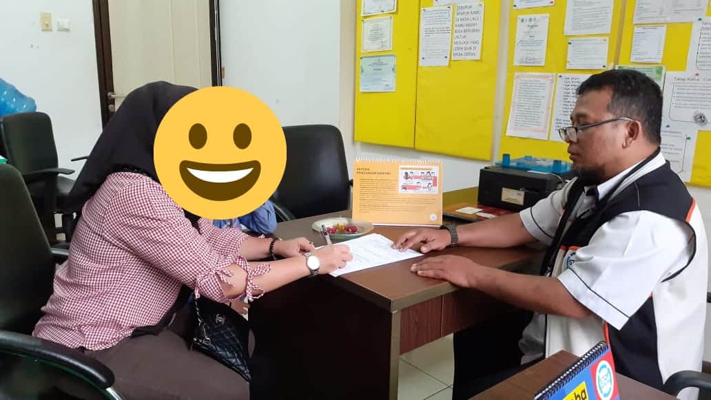 BNNK Samarinda _ Pemulihan pecandu narkoba pasca pengobatan di balai rehab dapat ditangani dengan Konseling Terpadu yang terdiri dari Konseling Individual, Konseling Agama, Konseling Keluarga, Konseling Kelompok, Pendidikan dan Pelatihan, Kunjungan, dan Partisipasi Sosial,  Semua itu bertujuan agar klien terbebas dari dorongan kecanduan akibat mengkonsumsi narkoba.