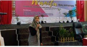BNNK Balikpapan - Konferensi Wanita Kota Balikpapan secara   resmi di buka  langsung oleh Ketua Panitia Ibu Pdt. Altje Rasubala, hadir dalam kegiatan tersebut Ibu Walikota Balikpapan Hj. Arita Rizal Effendi.