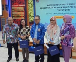 BNNP Kaltim -Terima piagam penghargaan Masuk dalam urutan ketiga satker dengan transaksi terbesar dalam penggunaan kartu kredit pemerintah.