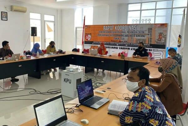 BNNP Kaltim - (KPU) Kota Bontang melaksanakan rapat koordinasi (Rakor) dengan seluruh stakeholder, terkait dengan pemeriksaan kesehatan bakal calon Wali Kota dan Wakil Wali Kota Bontang .