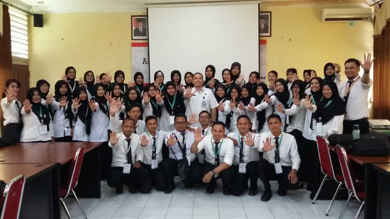 BNNP Kaltim - alah satu Mata Diklat dalam Pelatihan Dasar (Pra-Jabatan) CPNS adalah Materi Isu Kontemporer. Dalam perkembangannya di Indonesia salah satu isu kontemporer adalah ancaman penyalahgunaan dan peredaran gelap narkoba.
