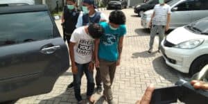 BNNP Kaltim - Seperti tak pernah mengenal jerah seorang warga binaan  Masih Leluasa Mengendalikan Narkoba dari Balik Jeruji Besi  yang dikendalikan  dari Lapas Narkotika Bayur Klas III A Samarinda berhasil diamankan BNNP Kaltim, Kamis (25/7/2019) .