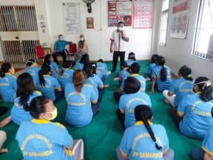BNNP Kaltim - Sebanyak 30 Warga Binaan Pemasyarakatan (WBP) Wanita Kelas.II A Mengikuti Penyuluhan, Bahaya Narkoba Dan Penyakit Kelamin .