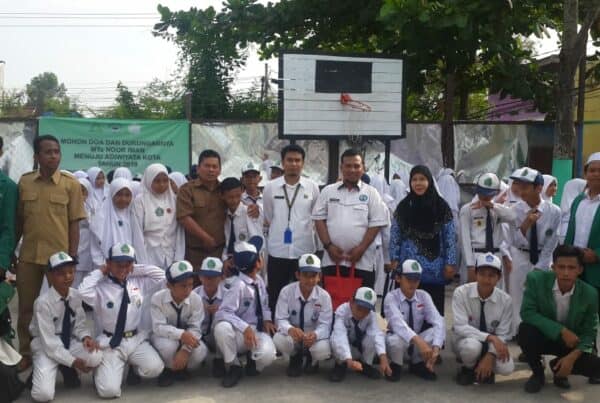BNNK Samarinda -Anto Dharsono, SH. Msi, Kasi Rehabilitasi BNN Kota Samarinda mengingatkan para siswa agar terus belajar dan mengikuti arahan guru, Sebab tahun dulu dengan sekarang tentu berbeda