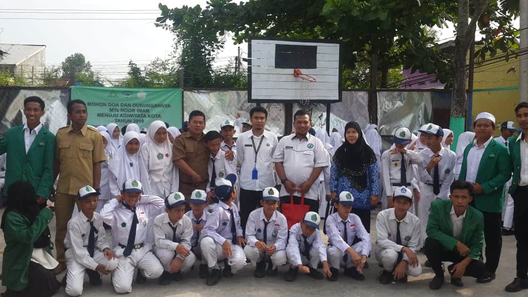 BNNK Samarinda -Anto Dharsono, SH. Msi, Kasi Rehabilitasi BNN Kota Samarinda mengingatkan para siswa agar terus belajar dan mengikuti arahan guru, Sebab tahun dulu dengan sekarang tentu berbeda