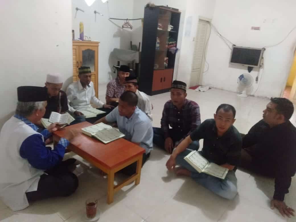 BNNP Kaltim - Upaya Mengubah Perilaku Klien Narkoba DiRumah Damping Borneo BNNP Kaltim dimana penyembuhan melalui pendekatan keagamaan . BNNP Kaltim - Upaya Mengubah Perilaku Klien Narkoba DiRumah Damping Borneo BNNP Kaltim dimana penyembuhan melalui pendekatan keagamaan .