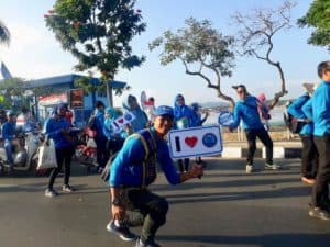 BNNK Samarinda - Pawai pembangunan yang  digelar oleh Pemerintah Provinsi  Kaltim dengan panitia (Pemkot) Samarinda dalam rangka   merayakan Hari Ulang Tahun ( HUT) ke-74 Kemerdekaan RI, Minggu (18/8/2019, disisipi dengan gerakan perlawanan terhadap narkoba.