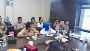 BNNK Samarinda –  Kepala Kepolisian Resor Kota Samarinda  Kombes Pol Vendra Riviyanto, Selasa  (30 /7/2019),   memimpin langsung kegiatan Rapat Koordinasi terkait  dengan  pasar segiri menjadi bersih  dari narkoba.