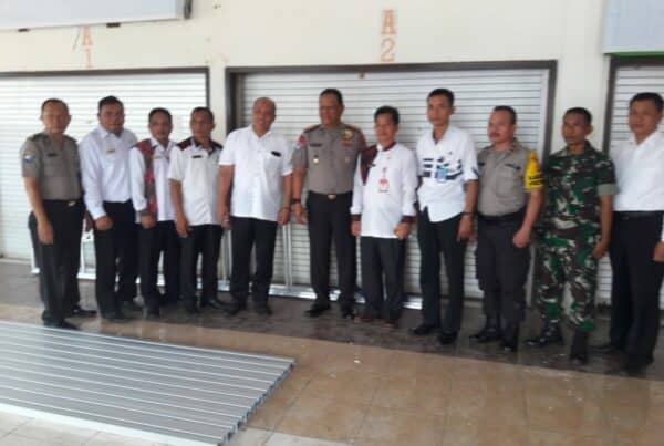 BNNP Kaltim - Rapat koordinasi oleh jajaran pemerintah kota samarinda,  beberapa hari yang lalu yang dilaksanakan di Polresta samarinda dengan di hari walikota samarinda, menindak lanjuti hasil rapat tersebut  pada rabu tanggal  14 Agustus 2019  di   Lantai 2 ruko grosir pasar segiri Samarinda dilaksanakan  rapat dalam rangka persiapan pembentukan Pos Terpadu  Segiri Bersih dari narkoba .
