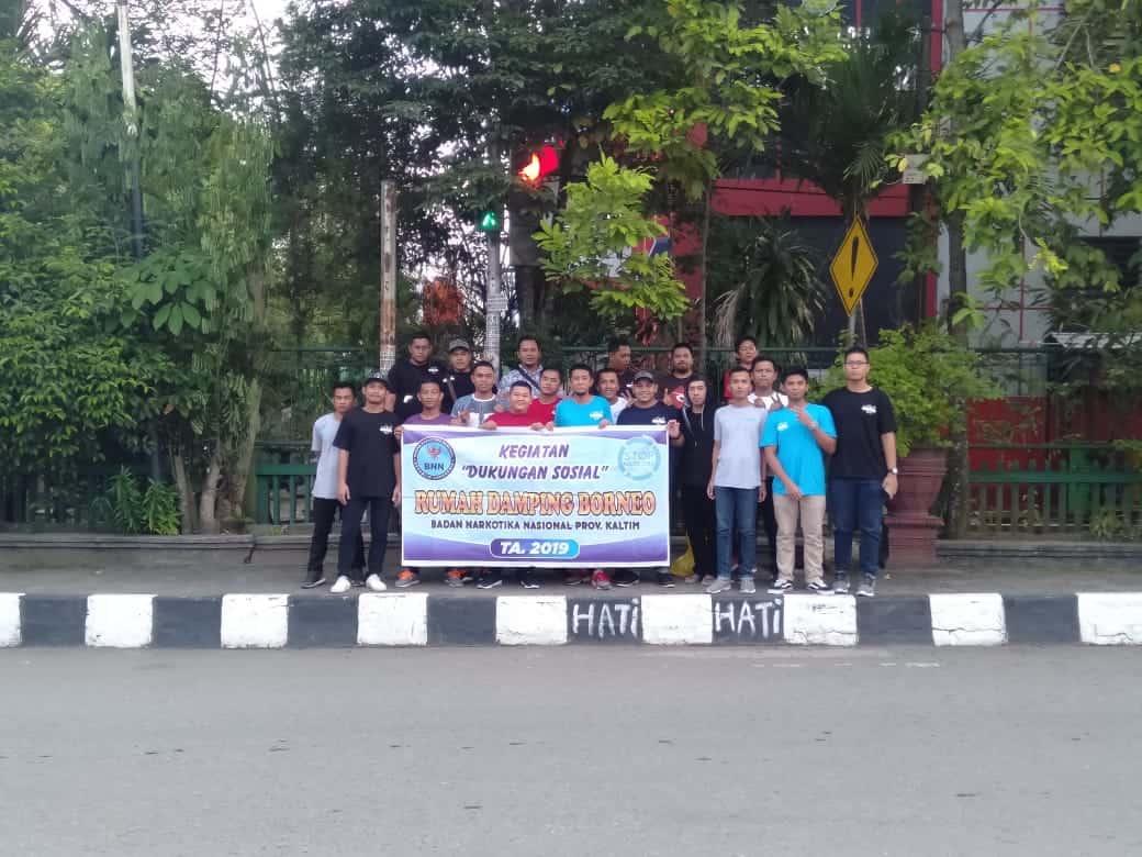 BNNP – Kegiatan Bulan Suci Ramadhan Klien Membagikan Brosur Tentang Pencegahan Narkoba. BNNP – Kegiatan Bulan Suci Ramadhan Klien Membagikan Brosur Tentang Pencegahan Narkoba.