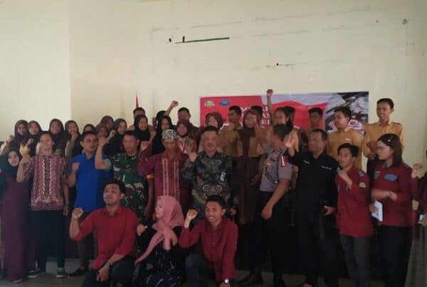 BNNP Kaltim - Seminar tentang bahaya narkoba dilingkukangan kecamatan Samboja dengan sasaran peserta siswa dan siswi SMP dan SMA, sabtu 30 Nopember 2019 .