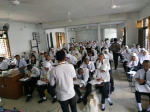 BNNK Samarinda - Kejahatan narkoba menjadi ancaman bagi generasi muda di Samarinda, Peredaran narkoba menyasar semua kalangan masyarakat, tidak mengenal usia, dan berbagai jenis pekerjaan.